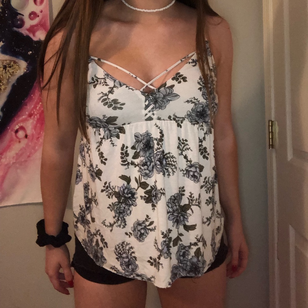 floral tank top